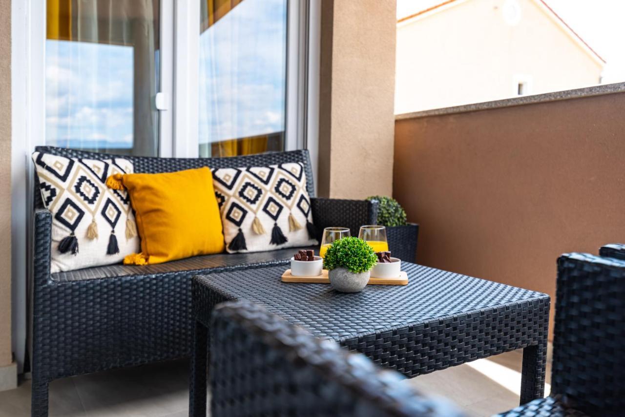 Lipotica - Luxury, With Sea View Apartment Nin Exterior photo