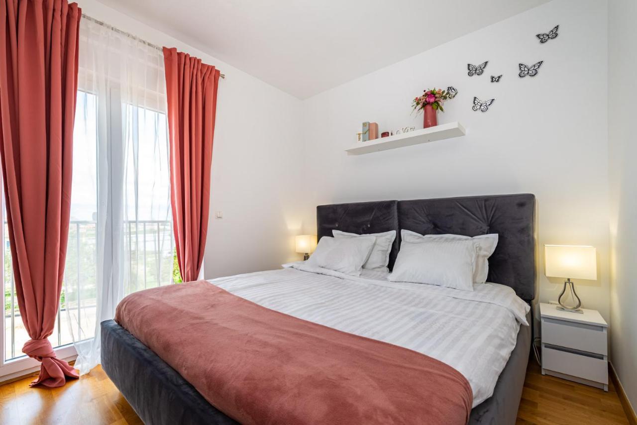 Lipotica - Luxury, With Sea View Apartment Nin Exterior photo