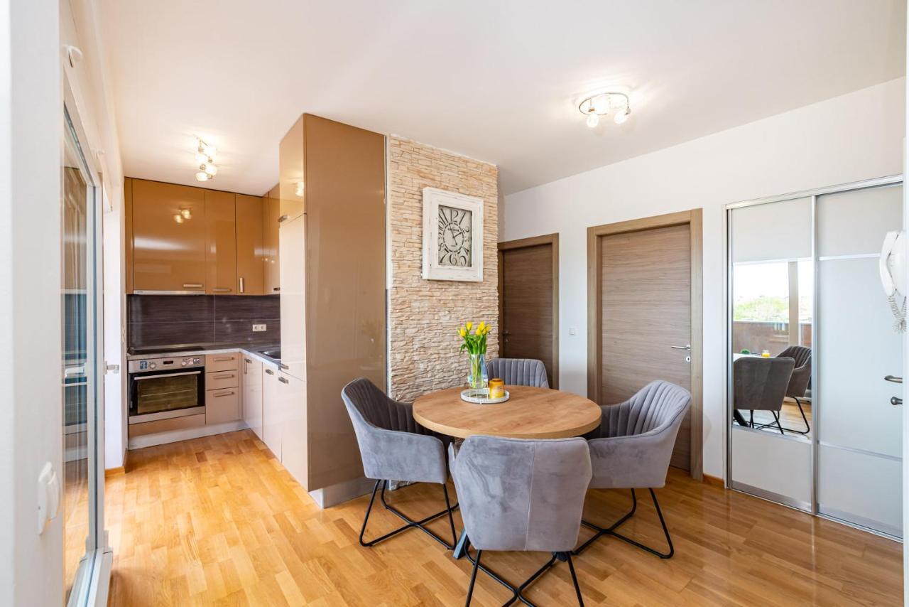 Lipotica - Luxury, With Sea View Apartment Nin Exterior photo