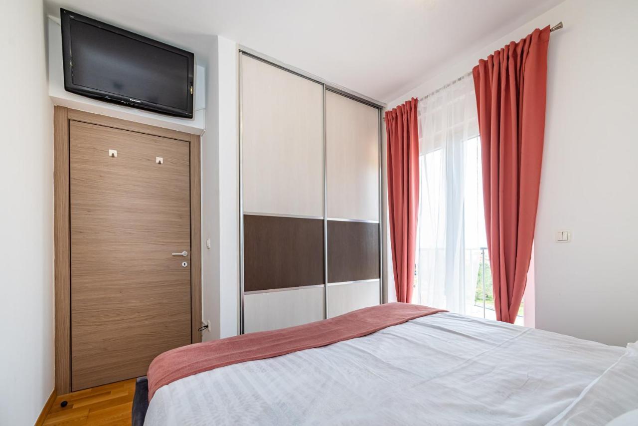 Lipotica - Luxury, With Sea View Apartment Nin Exterior photo